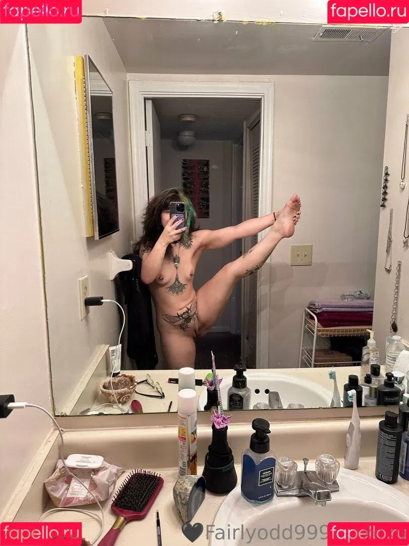 fairlyodd222 Onlyfans Photo Gallery 