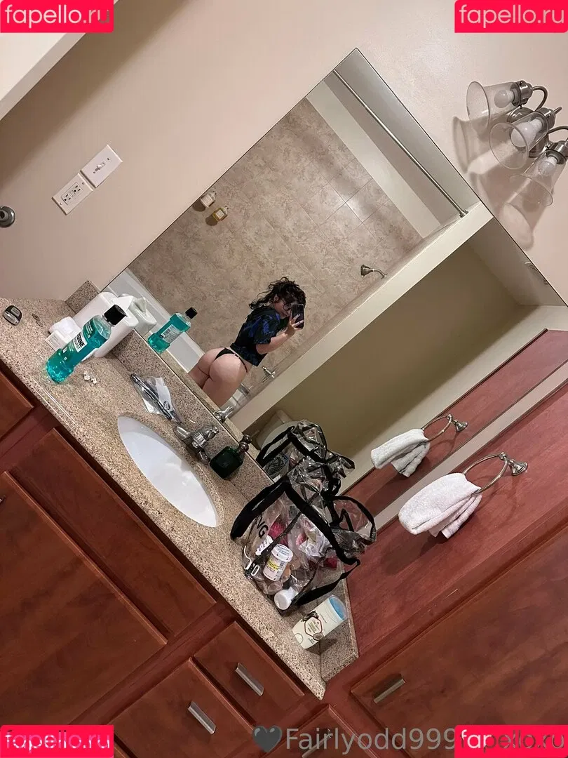 fairlyodd222 Onlyfans Photo Gallery 
