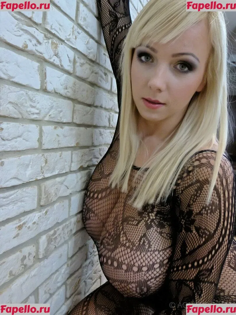 Agnetis Miracle Onlyfans Photo Gallery 