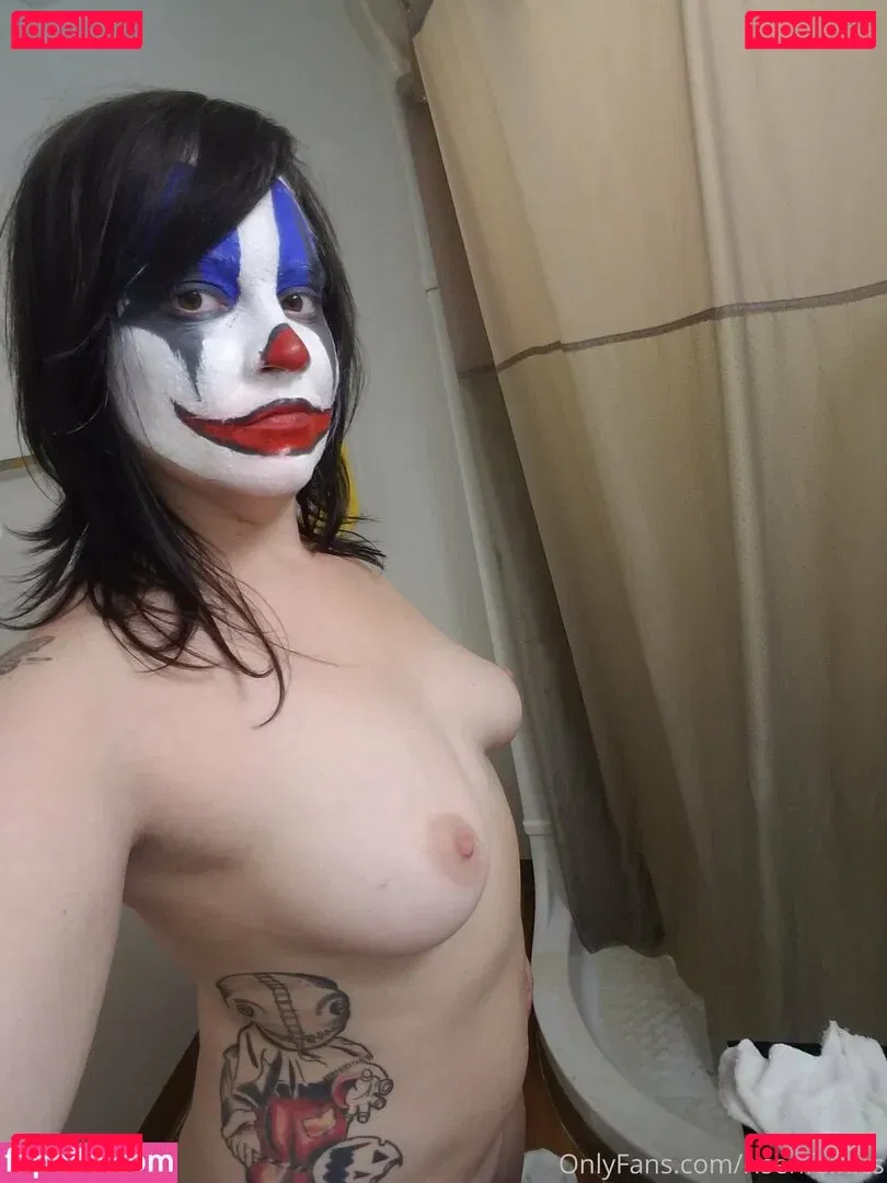 risenfeinics Onlyfans Photo Gallery 