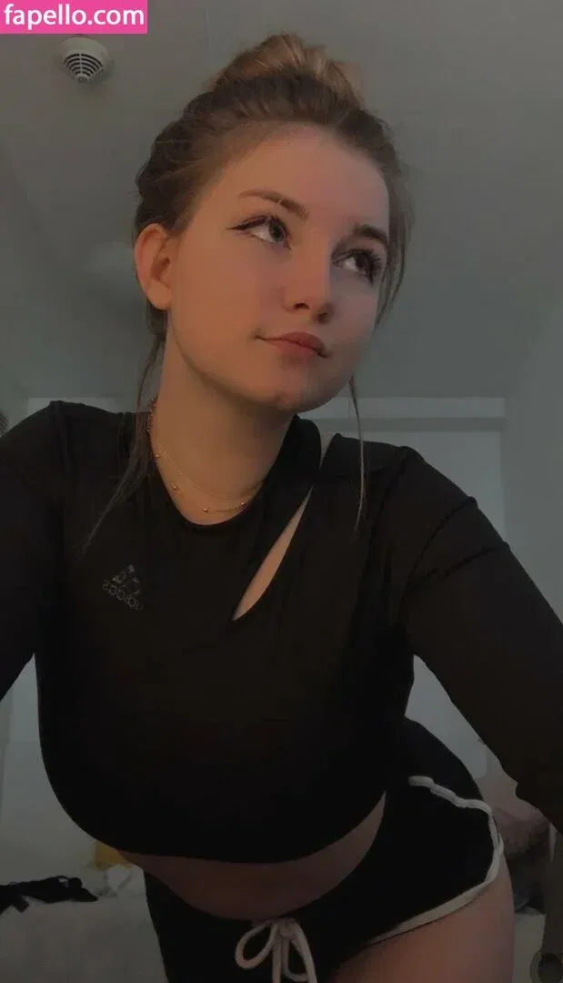 DevDasha Onlyfans Photo Gallery 