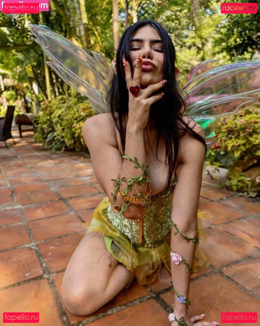 Wen Fuentes Onlyfans Photo Gallery 