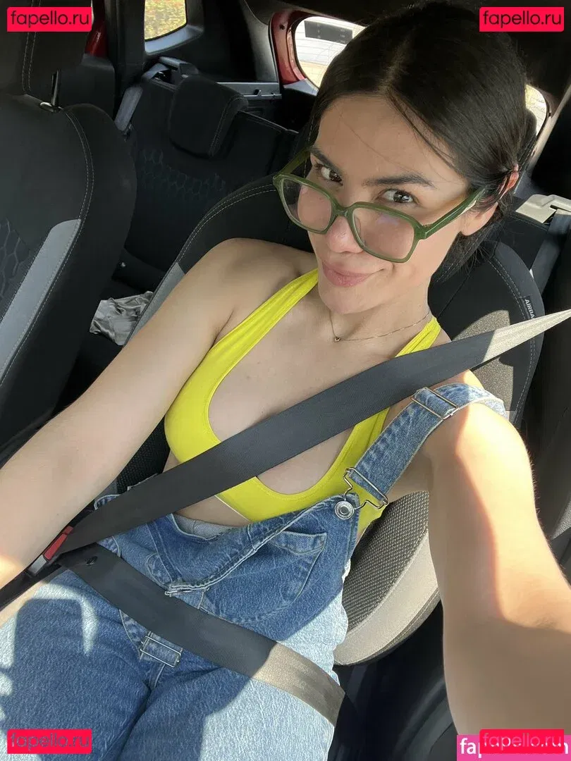 Wen Fuentes Onlyfans Photo Gallery 