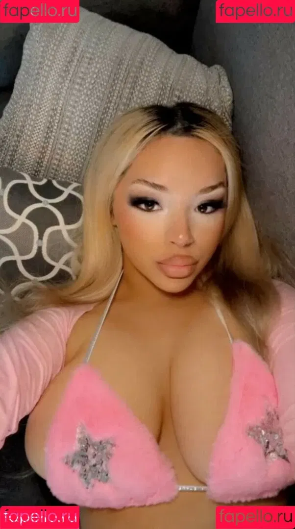 Davina Onlyfans Photo Gallery 