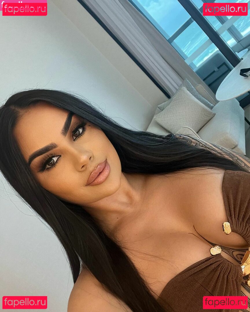paremiria Nude Onlyfans Photo 18