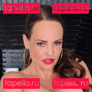 Holly McGuire Onlyfans Photo Gallery 