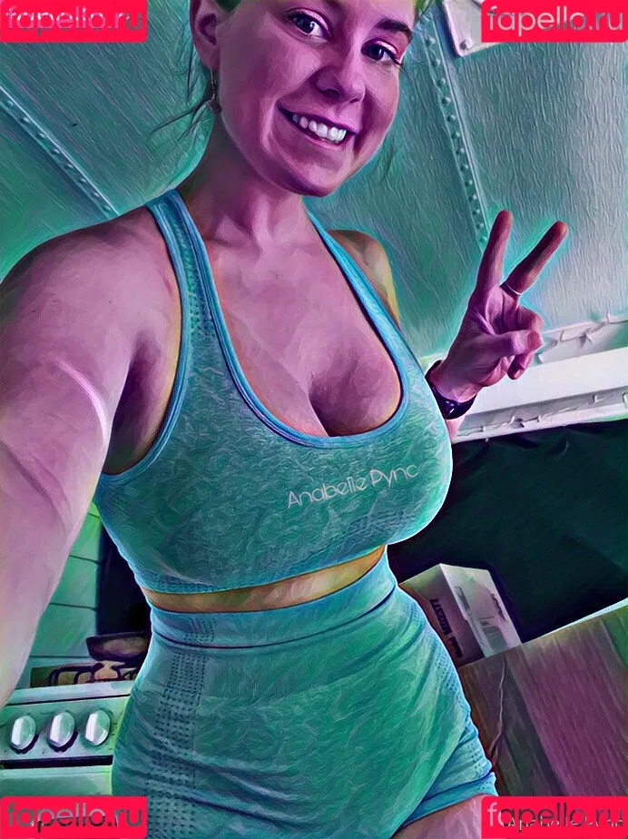 Anabelle Pync Onlyfans Photo Gallery 
