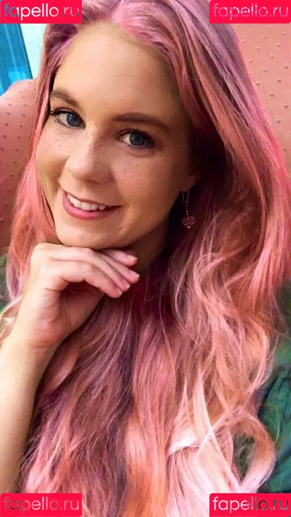 Anabelle Pync Onlyfans Photo Gallery 