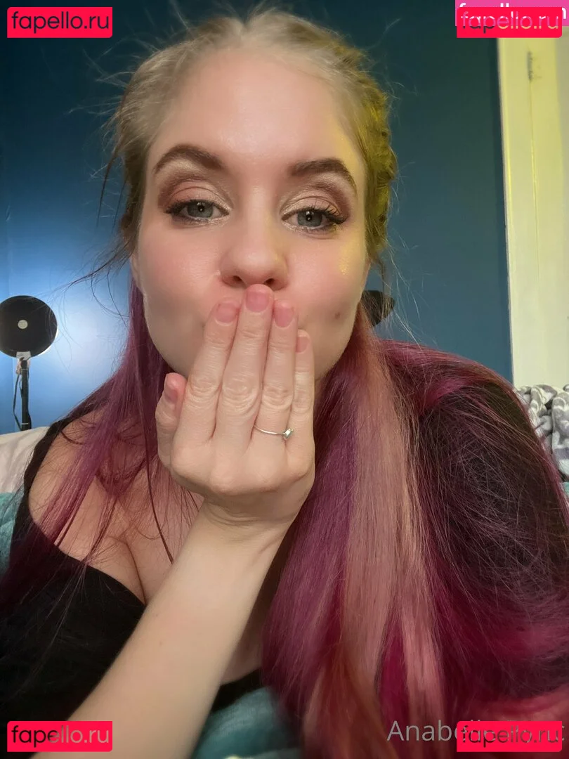 Anabelle Pync Onlyfans Photo Gallery 