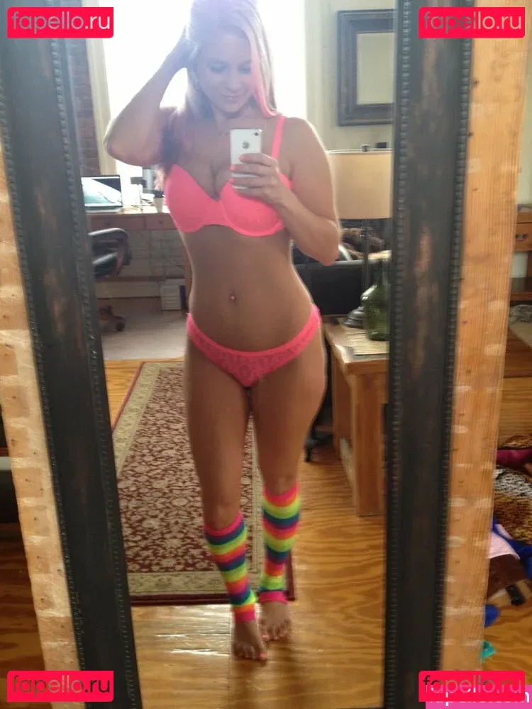 Anabelle Pync Onlyfans Photo Gallery 