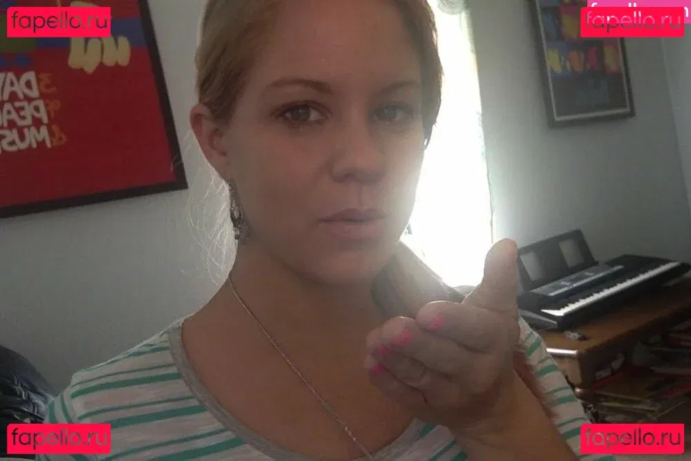 Anabelle Pync Onlyfans Photo Gallery 