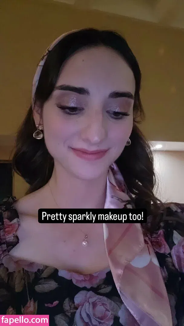 Abby Shapiro Onlyfans Photo Gallery 