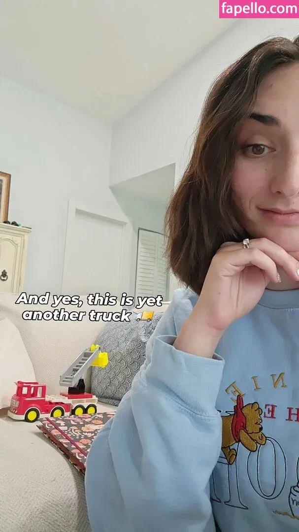 Abby Shapiro Onlyfans Photo Gallery 