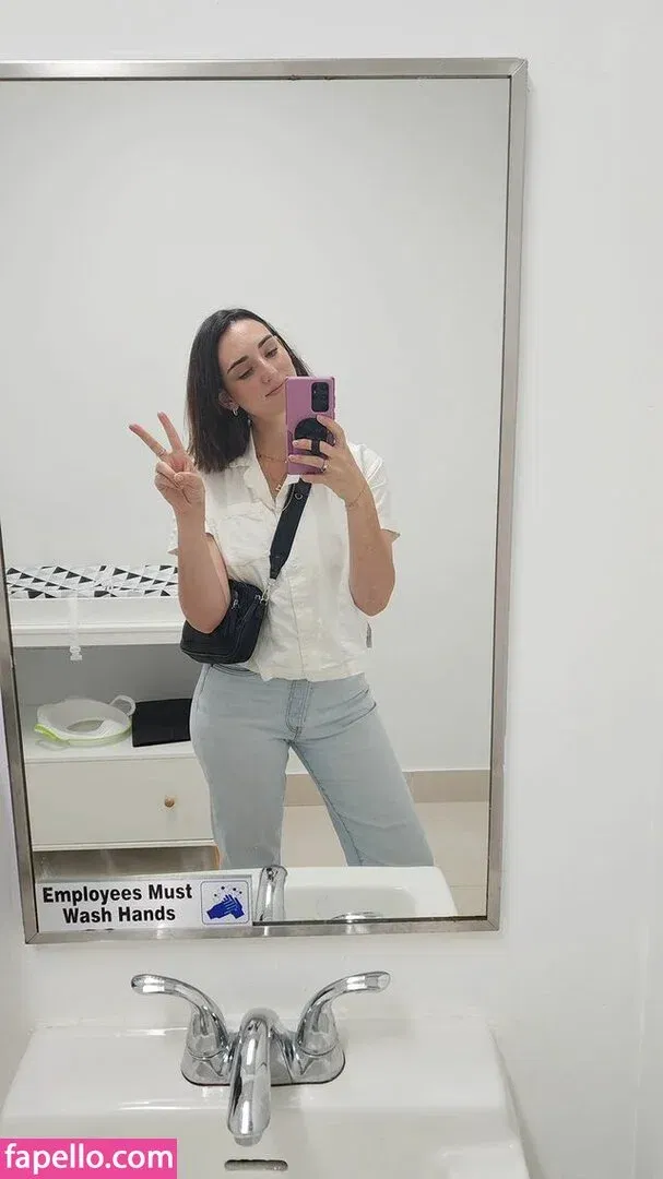 Abby Shapiro Onlyfans Photo Gallery 