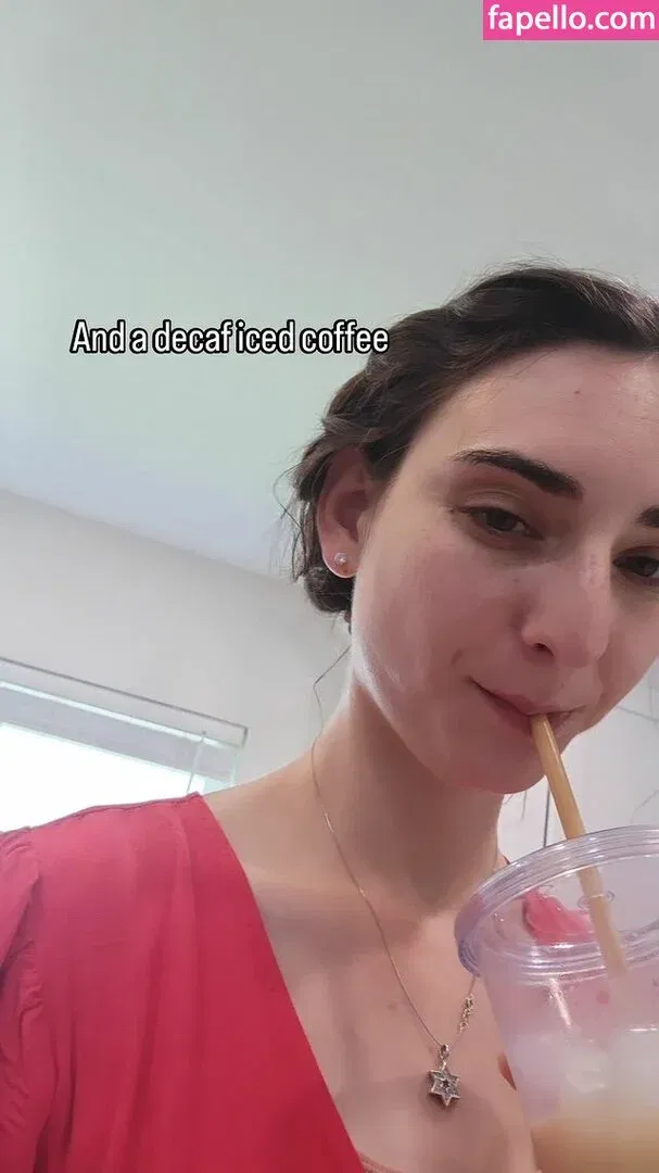 Abby Shapiro Onlyfans Photo Gallery 