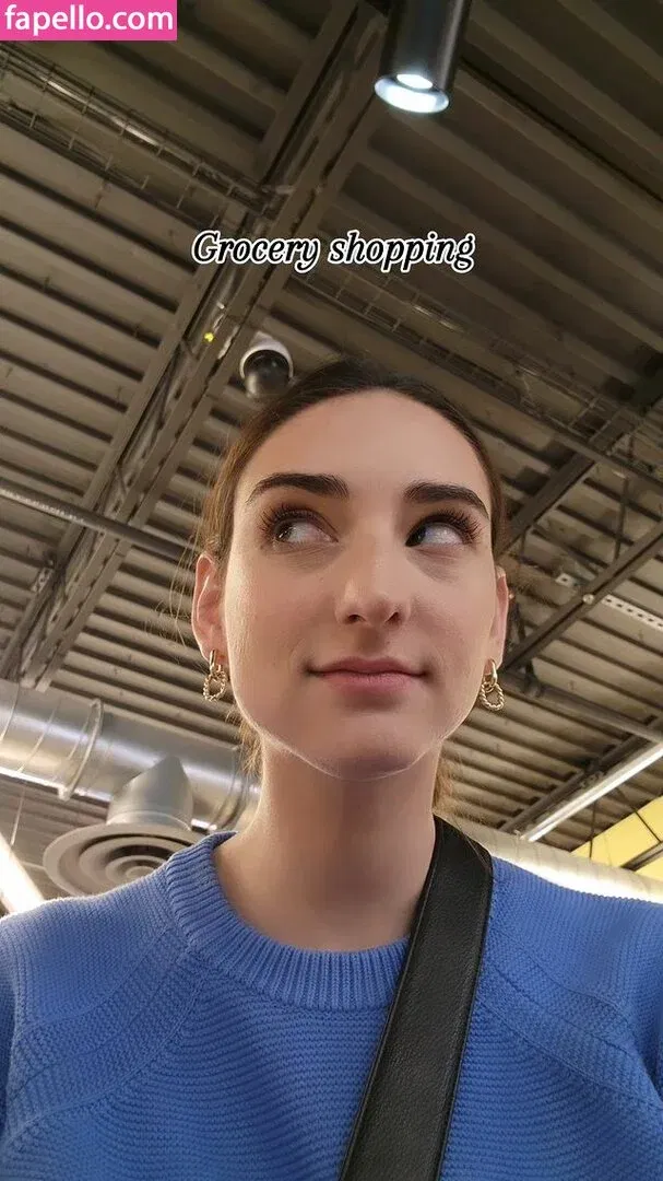 Abby Shapiro Onlyfans Photo Gallery 