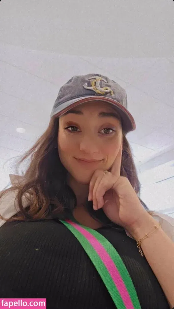 Abby Shapiro Onlyfans Photo Gallery 