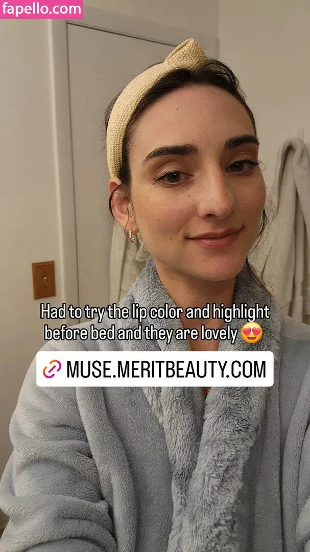 Abby Shapiro Onlyfans Photo Gallery 