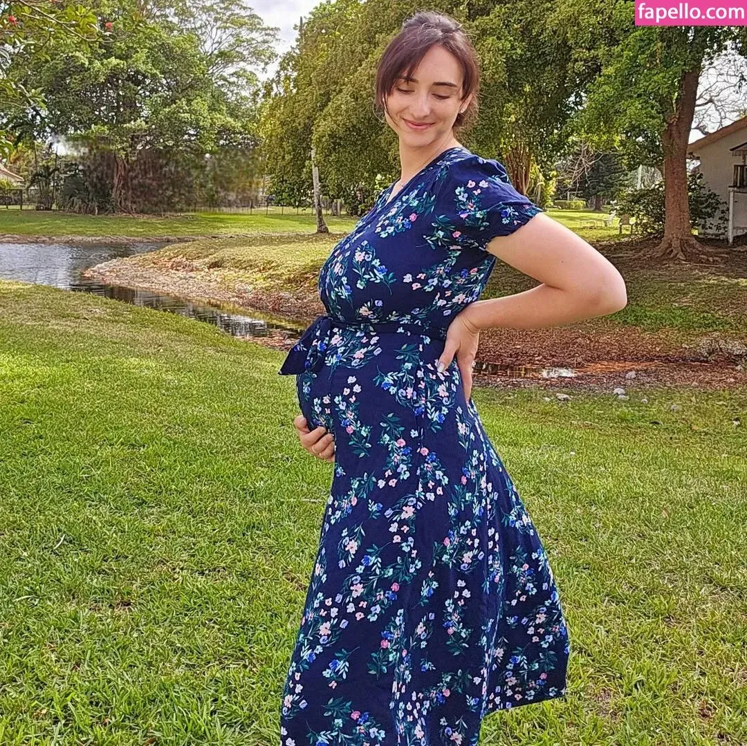 Abby Shapiro Onlyfans Photo Gallery 