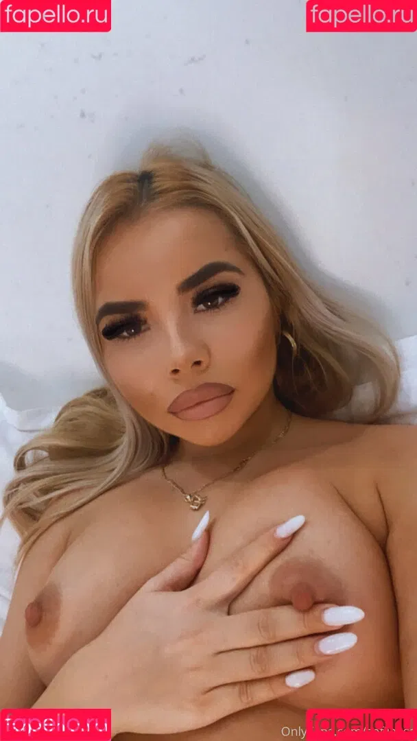 sofiiaess Onlyfans Photo Gallery 