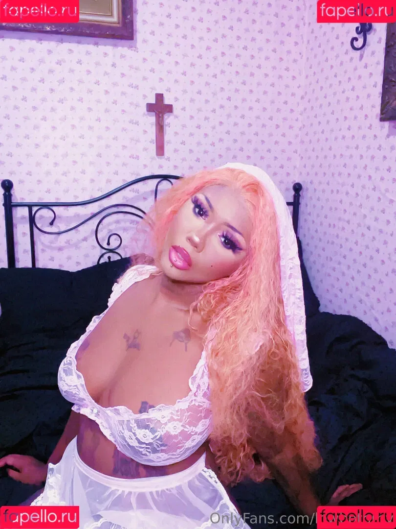 lowbotomy Onlyfans Photo Gallery 