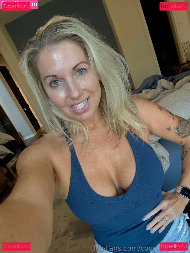 courtneyanntt Onlyfans Photo Gallery 