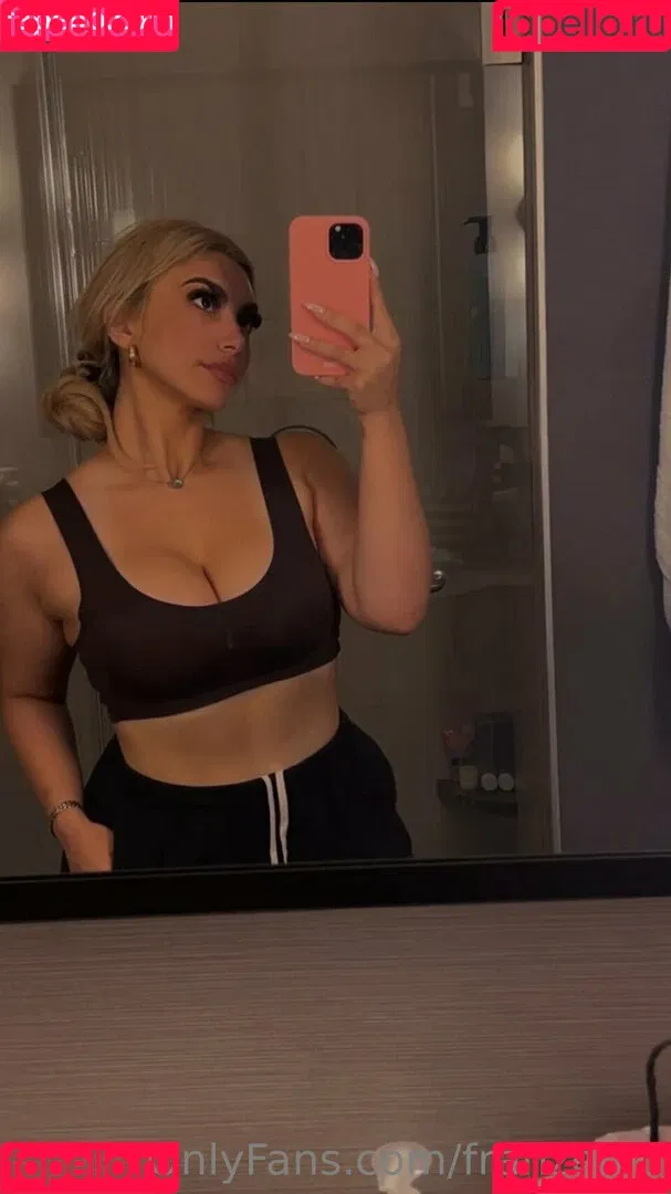 Franzelyp Onlyfans Photo Gallery 