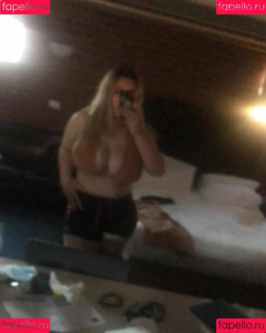 Emily J Onlyfans Photo Gallery 