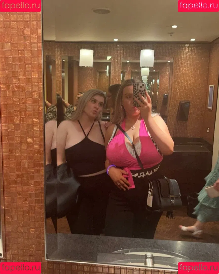 Emily J Onlyfans Photo Gallery 