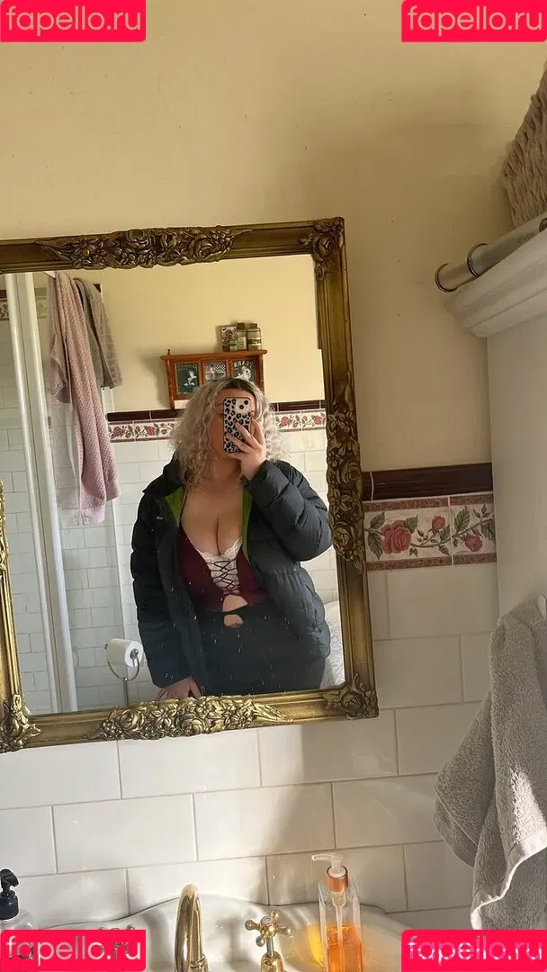 Emily J Onlyfans Photo Gallery 