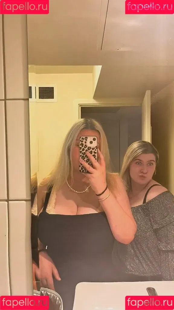 Emily J Onlyfans Photo Gallery 