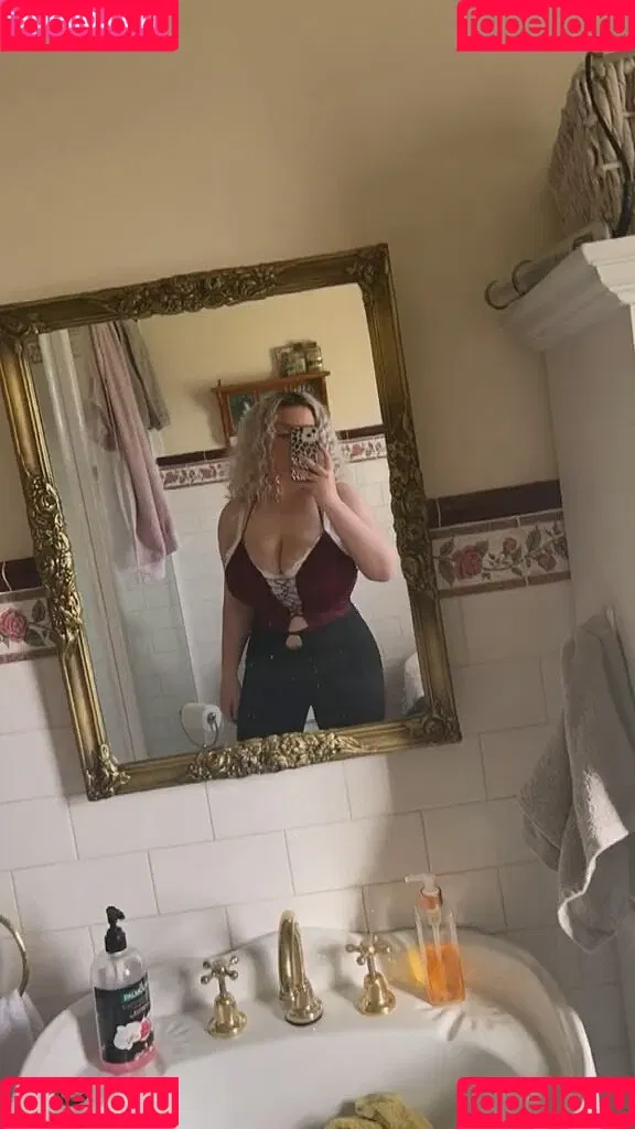 Emily J Onlyfans Photo Gallery 