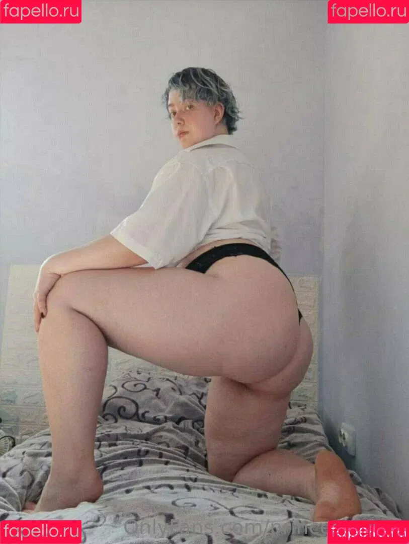princess2087 Onlyfans Photo Gallery 