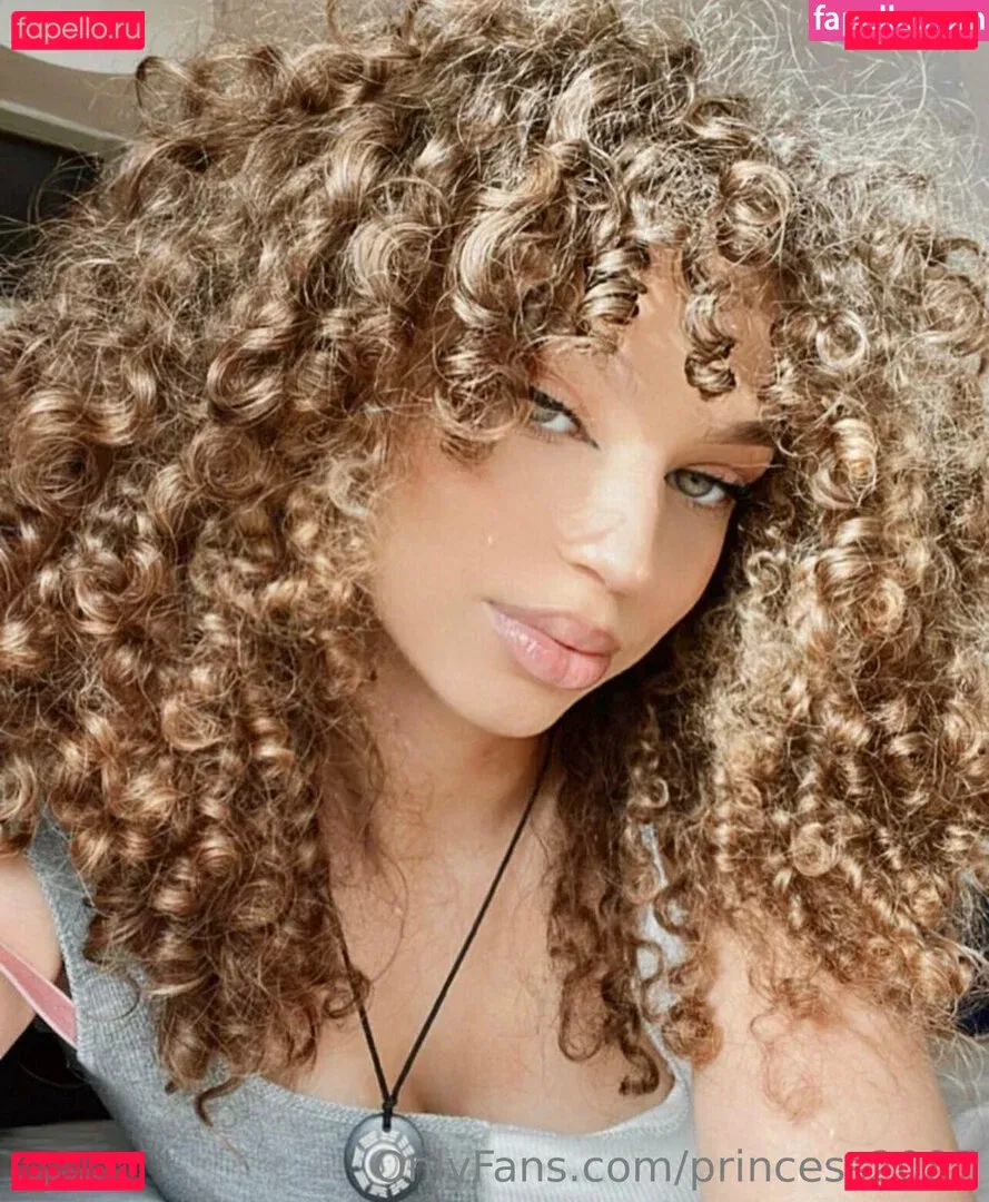 princess2087 Onlyfans Photo Gallery 