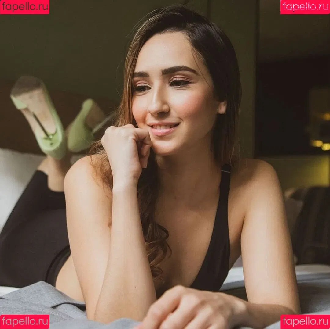 Yuu Garcia Onlyfans Photo Gallery 