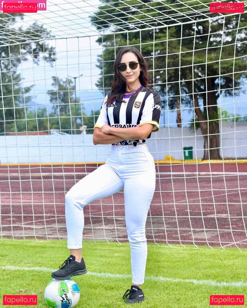 Yuu Garcia Onlyfans Photo Gallery 