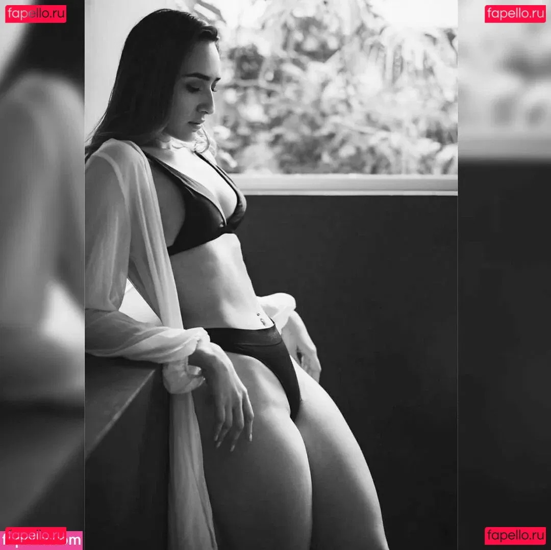 Yuu Garcia Onlyfans Photo Gallery 