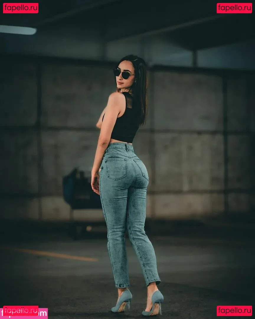 Yuu Garcia Onlyfans Photo Gallery 