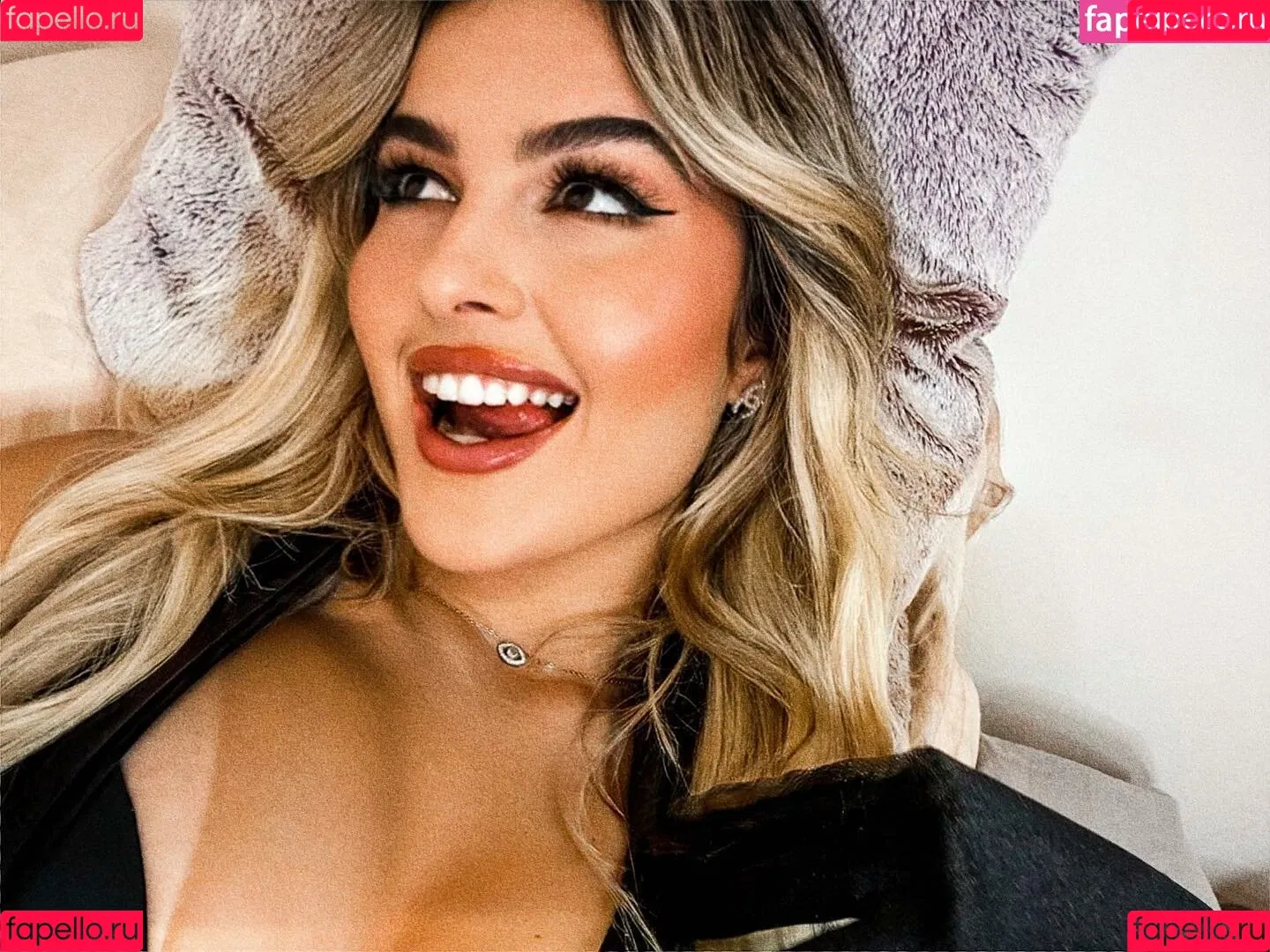 Sthefany Oliveira Onlyfans Photo Gallery 