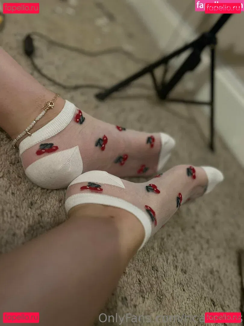 ricaasoles Onlyfans Photo Gallery 