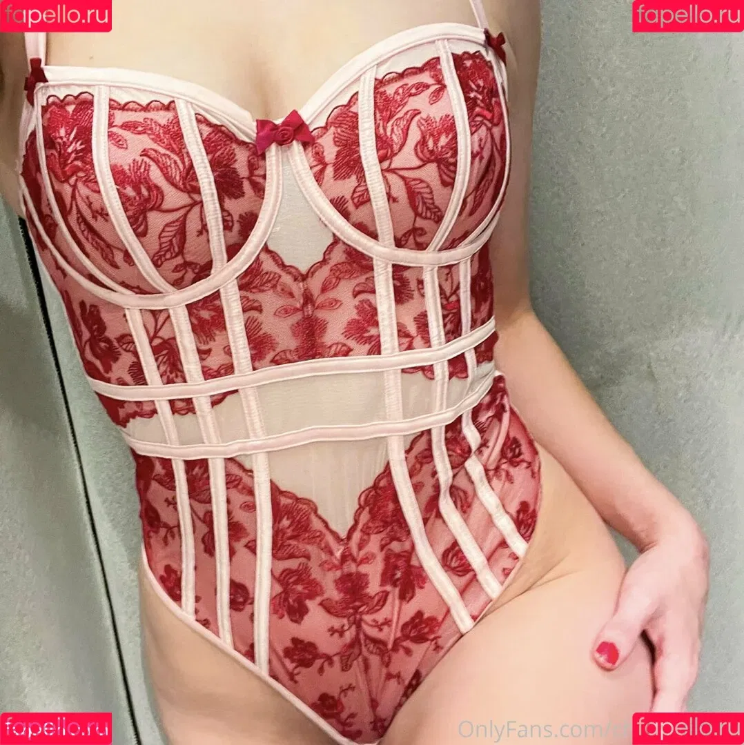 chillwithrose Onlyfans Photo Gallery 