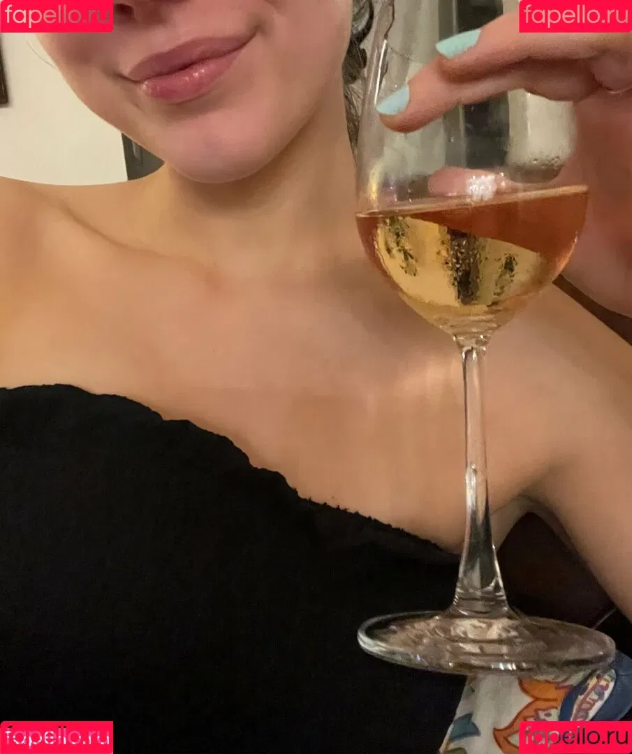 chillwithrose Onlyfans Photo Gallery 