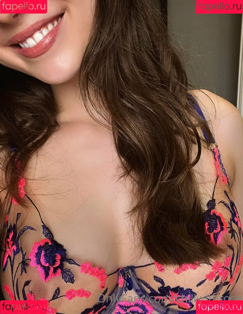 chillwithrose Onlyfans Photo Gallery 