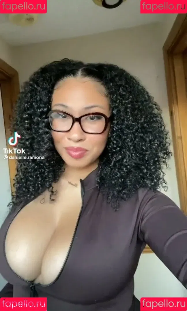 Danielle Ramona Onlyfans Photo Gallery 