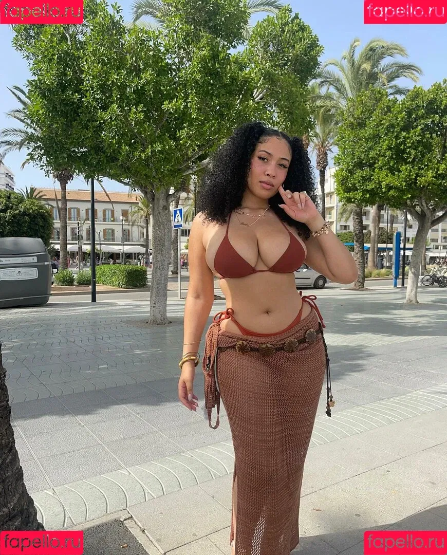 Danielle Ramona Onlyfans Photo Gallery 