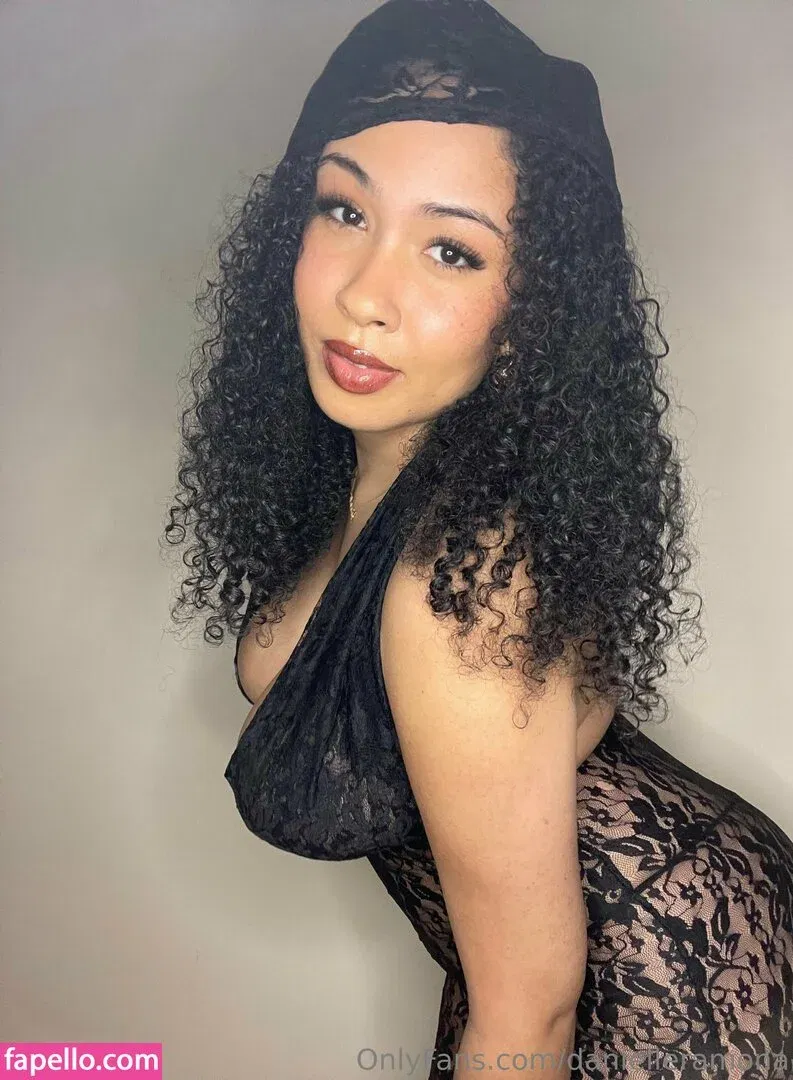 Danielle Ramona Onlyfans Photo Gallery 