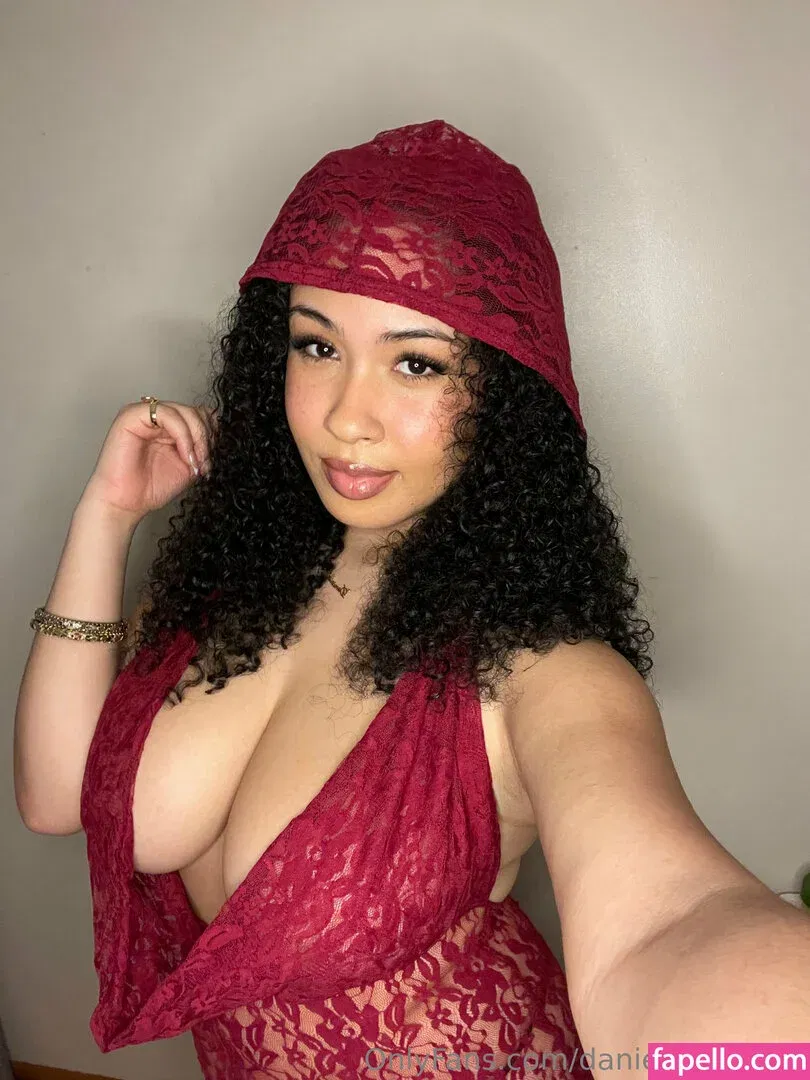 Danielle Ramona Onlyfans Photo Gallery 