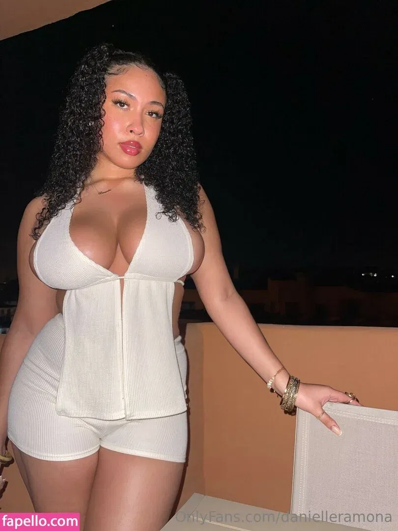 Danielle Ramona Onlyfans Photo Gallery 