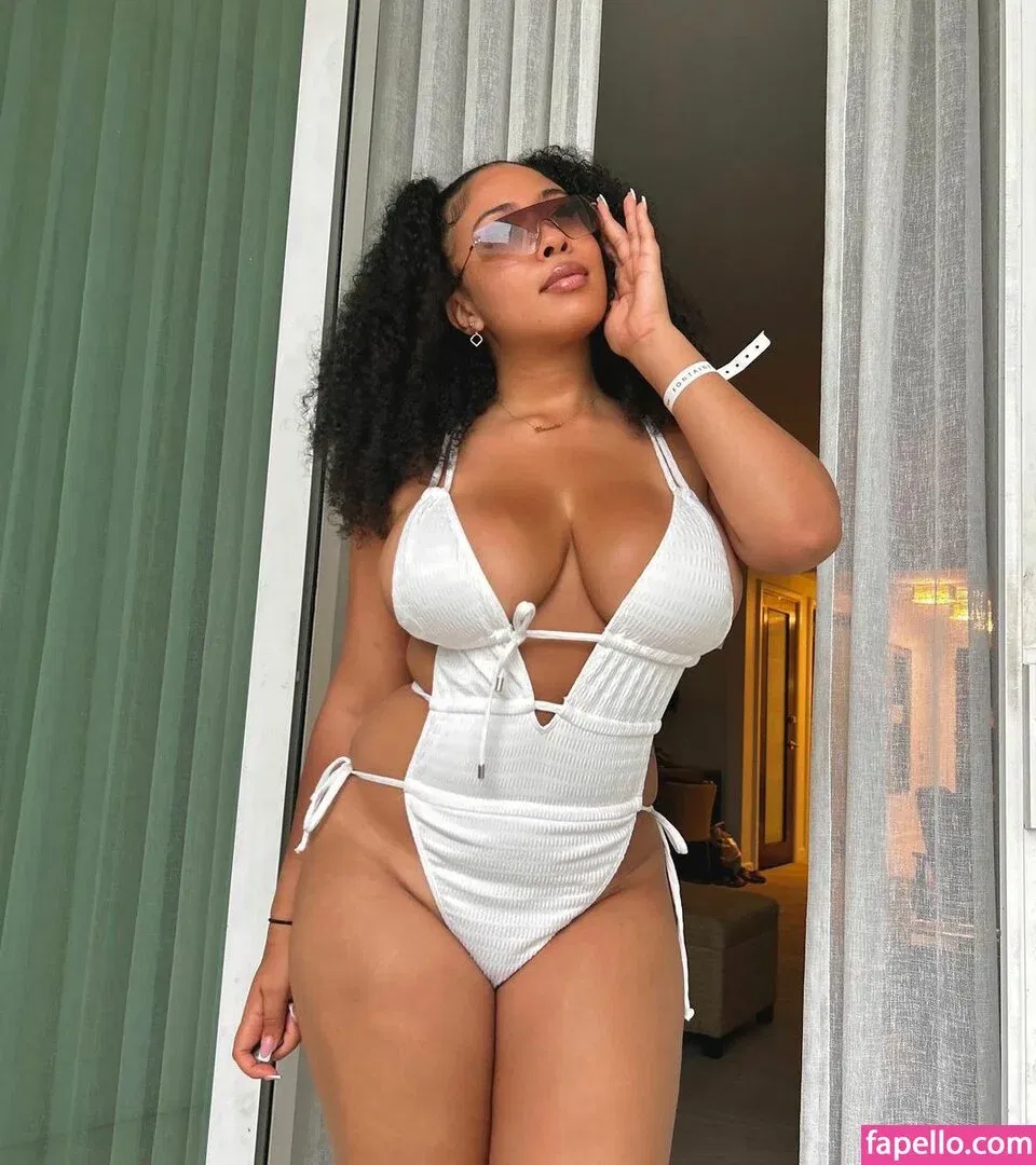 Danielle Ramona Onlyfans Photo Gallery 