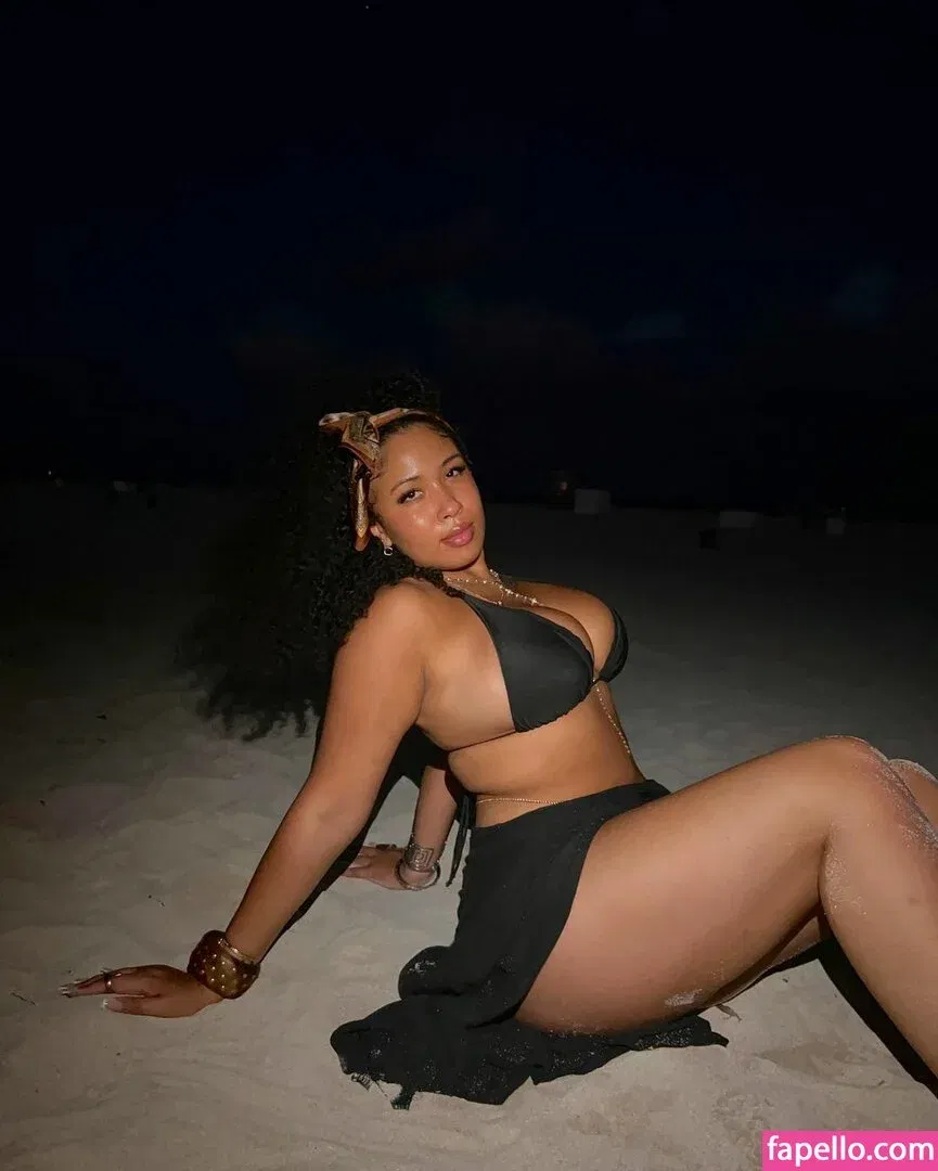 Danielle Ramona Onlyfans Photo Gallery 